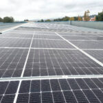 Energía Solar en PMC placas solares en tejados de las naves de la empresa PMC_03